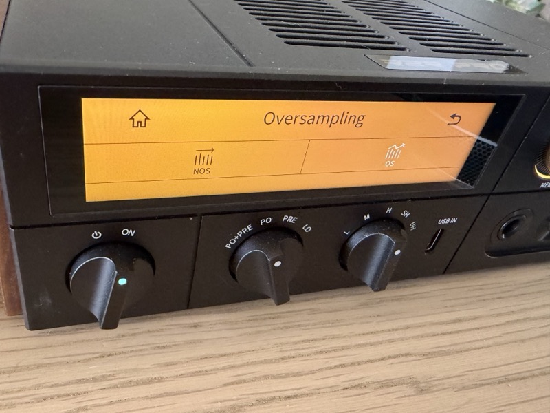 the oversampling menu offering a choice between nos and os