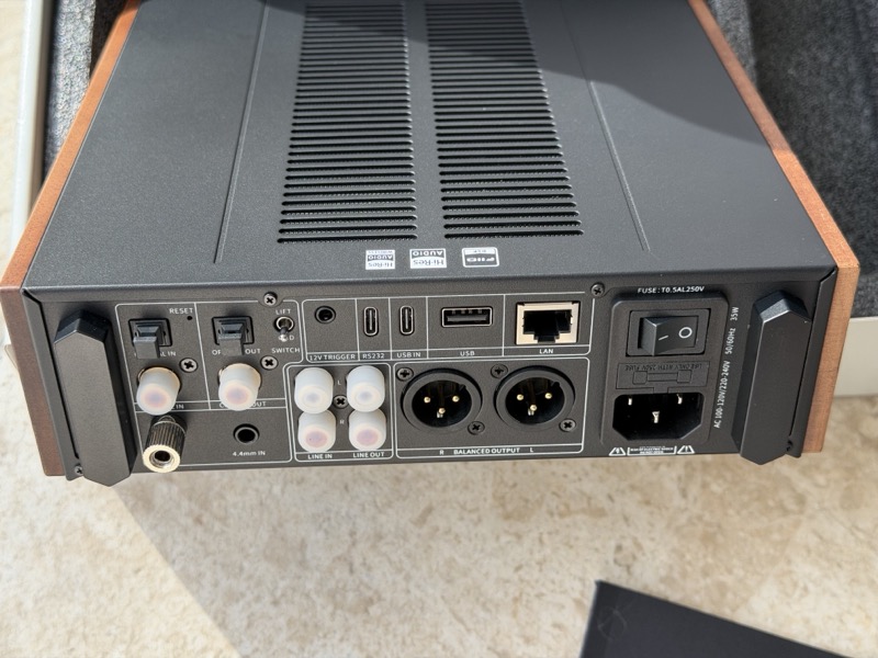 angled view of the rear panel showing the antenna posts at each corner